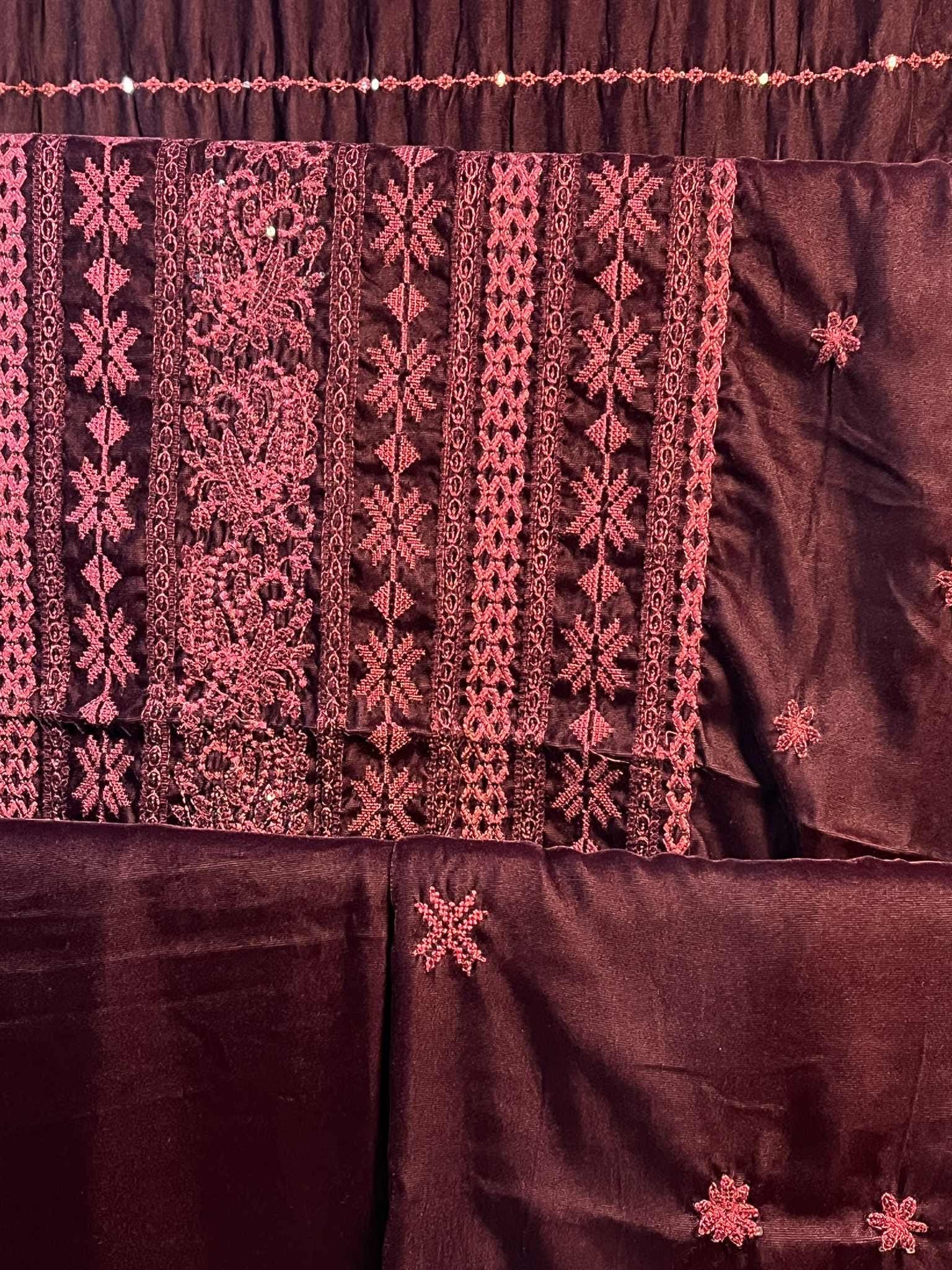 Luxury 3 piece embroidered micro velvet 9000