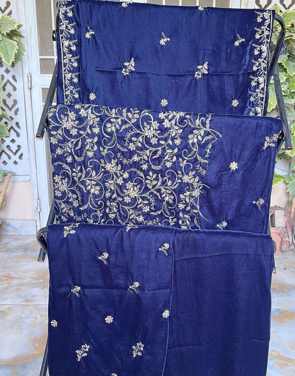 Luxury 3 piece Micro Velvet 9000 Embroidered dress